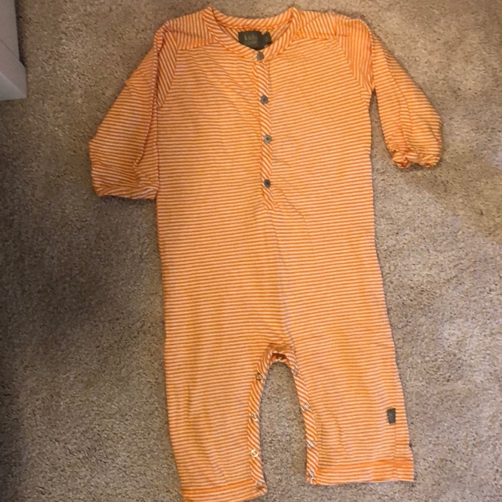 Kids Case long sleeve onesie